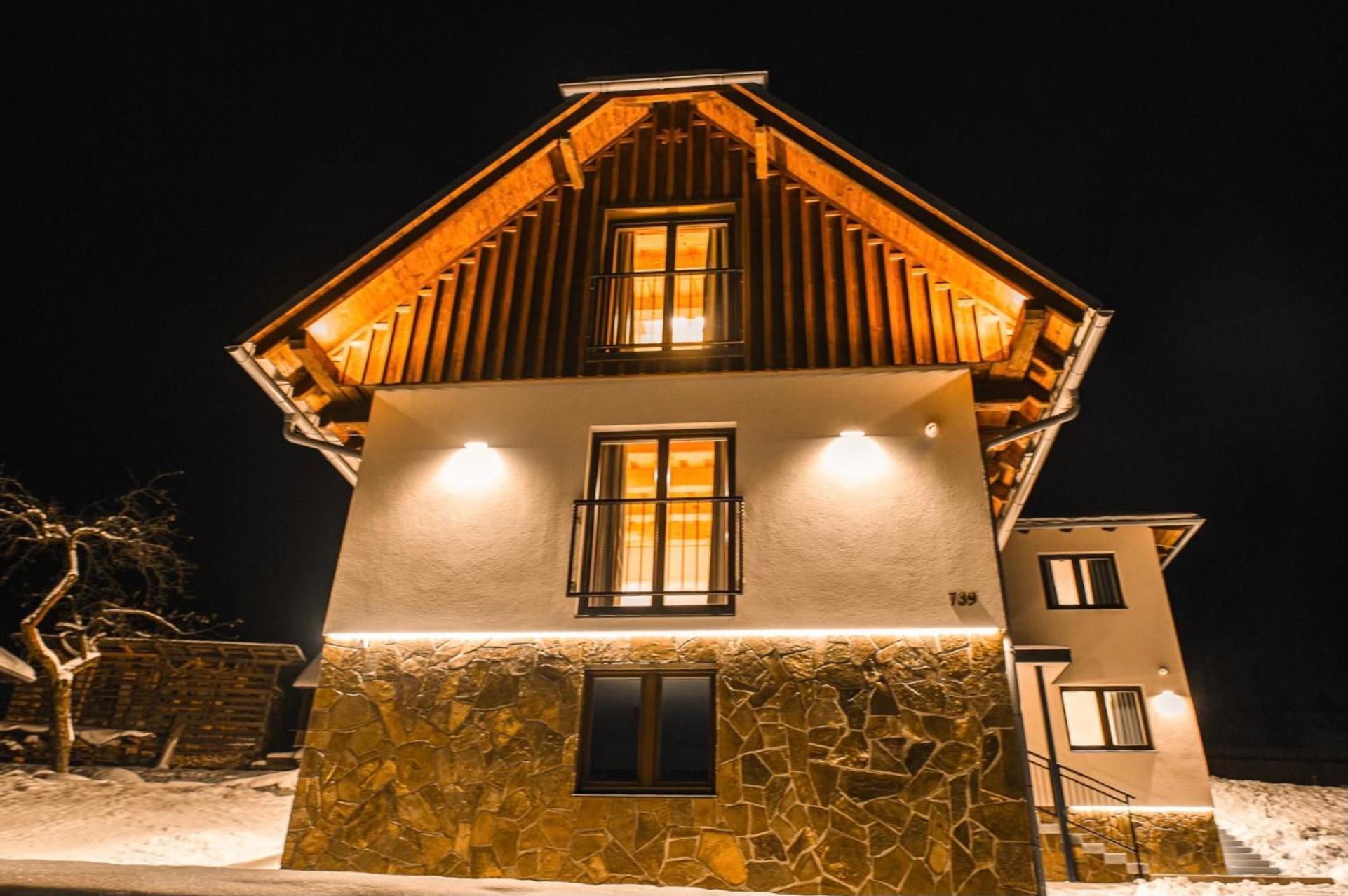 Villa Seraf Terchova Luaran gambar