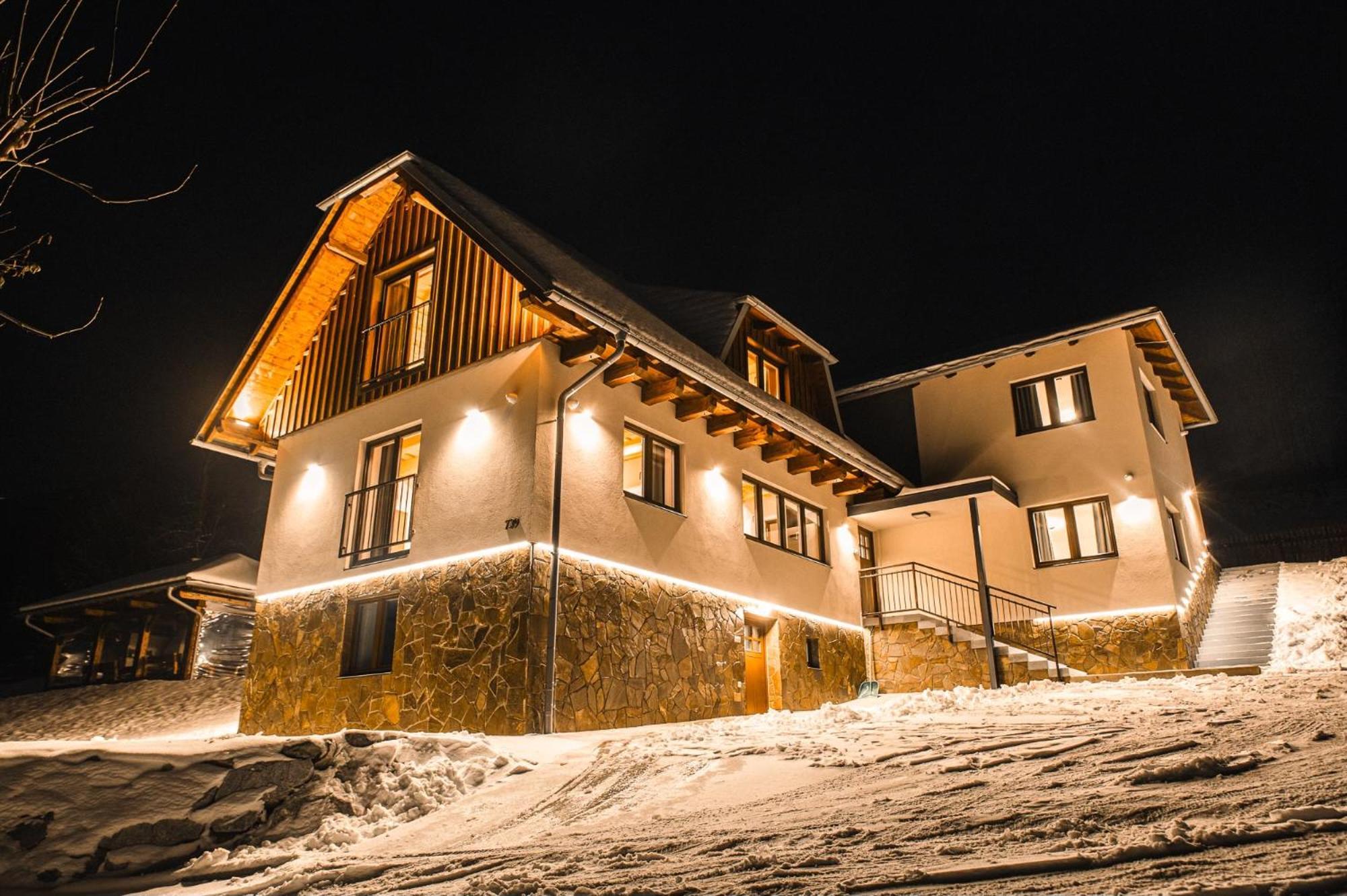 Villa Seraf Terchova Luaran gambar